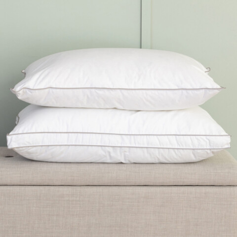  'Just Like Down' microfibre pillow 