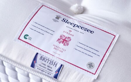 Sleepeezee Perfectly British Strand 1400 label closeup