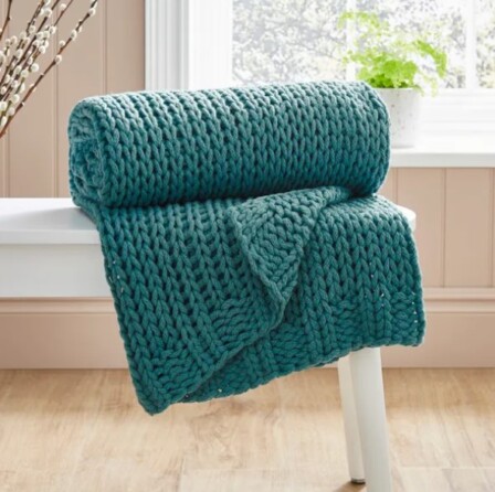 Dunelm chunky knit blanket in teal
