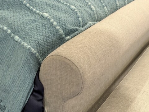 Foot of the Dreams Lucia sleigh bed