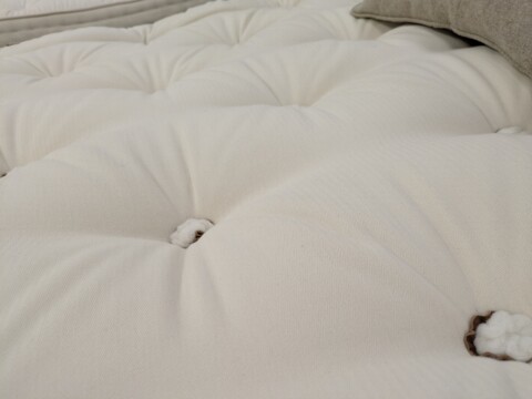 Hypnos Organics Number 3 Pocket Sprung Mattress tufted top