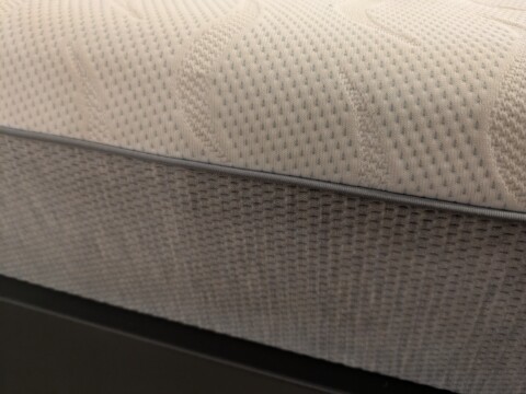 JYSK Wellpur Hovda GF110 Memory Foam Mattress side view