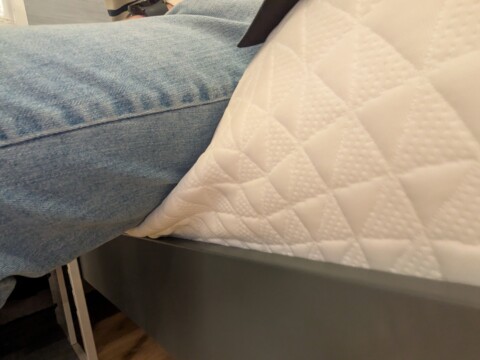 JYSK Wellpur Elvane GF130 Memory Foam Mattress edge compression test