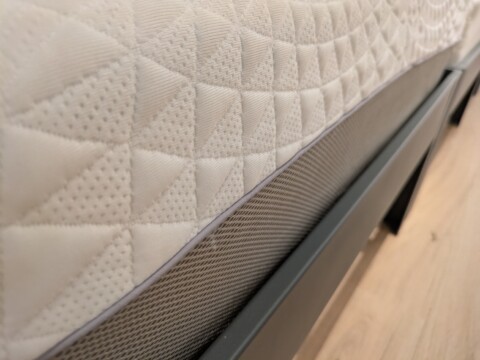 JYSK Wellpur Elvane GF130 Memory Foam Mattress side   