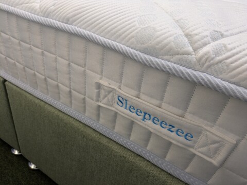 Sleepeezee Air Cool 1200 Pocket Spring Mattress side view
