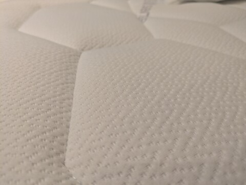 Sleepeezee Memory Sense 2300 Mattress top view