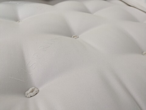 Vispring Herald Superb Firm Pocket Spring Mattress top layer