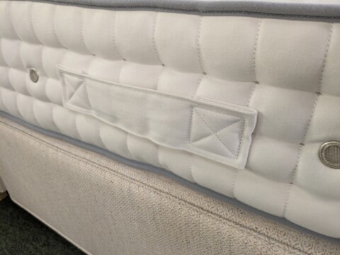 Vispring Regal Superb Pocket Sprung Mattress handle