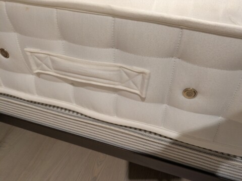Hypnos Luxury Support Ortho Support No.1 Pocket Sprung Mattress handles