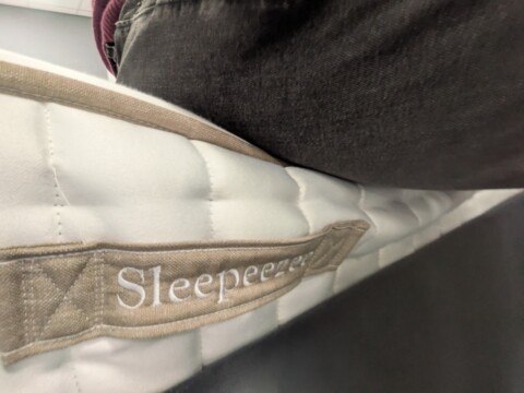 Sleepeezee Kenilworth Pocket Sprung Mattress compression on edges