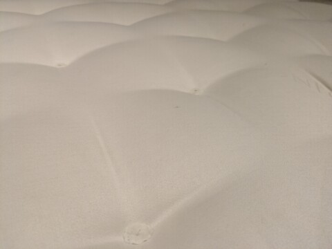 Vispring Chiswick Pocket Spring closeup top layer
