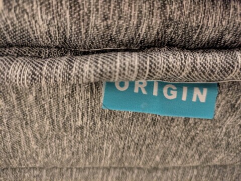 Origin Hybrid Mattress label